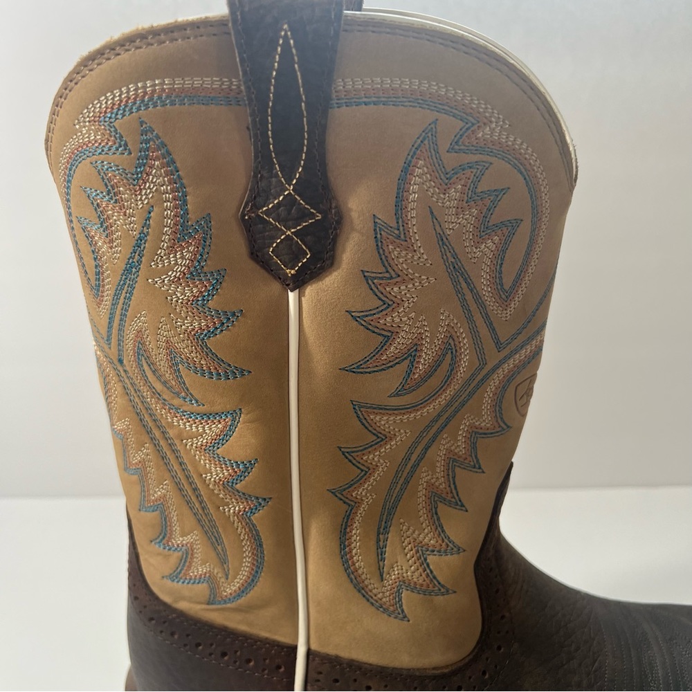 Ariat Men's Brown & Tan Western Cowboy Boots - Classic Pull-On Style - Picture 7 of 11